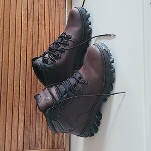 Rocky jungle hiker brown boots 7  🥾 shoes mens